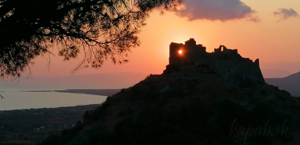 Hrad Agia Paraskevi nad Neapoli Voion
