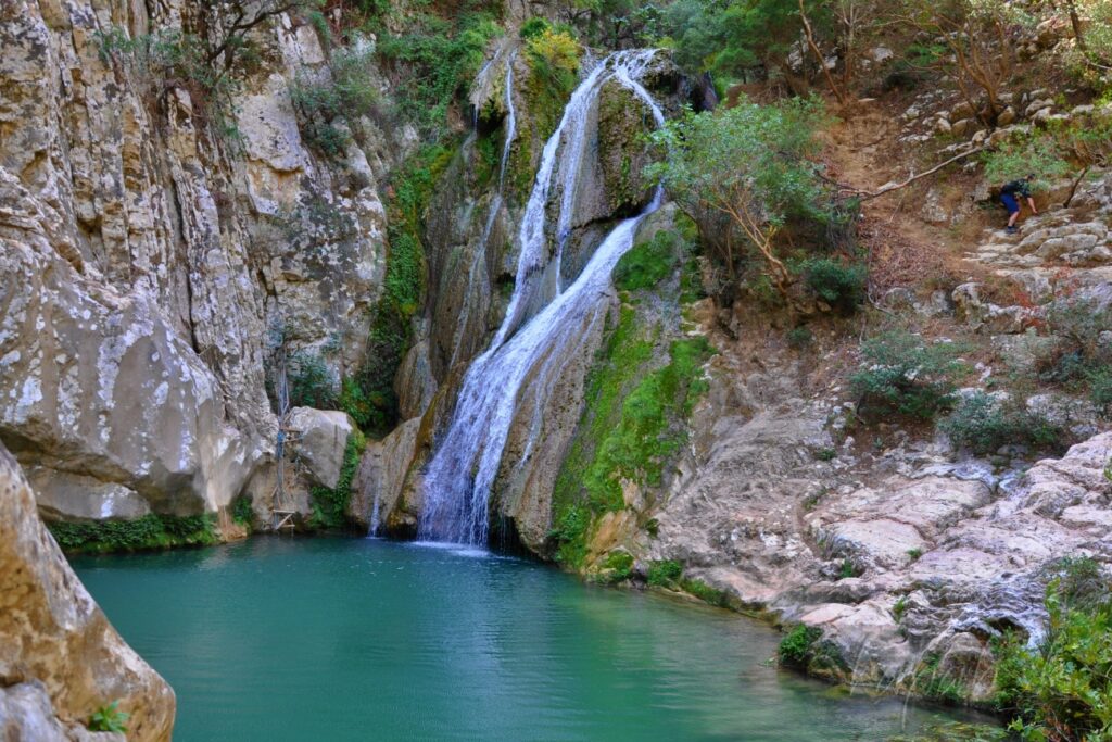Mesénia, jej skvosty a zaujímavé miesta - vodopády Polilimnio