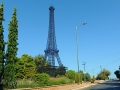 Model Eiffelovky za Filiatrou cestou do mesta Arta