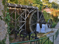 Edessaa - koleso  mlyna je súčasťou vodného múzea pod šírym nebom.