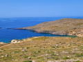 Kythirské pláže - už vidíme malý záliv s plážou Feloti