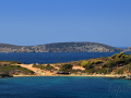 Tinos a Andros - itinerár 2021  Priblížený pohľad na pláž Kolona a na naše ubytovanie.