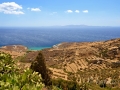 Pohľad na pláže Kalivia a Ormos Kardiani, na horizonte ostrov Syros Tinos