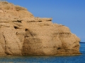 Pláž Limni na Kythire je zaujímavá skalnými útvarmi pripomínajúcimi ľudské profily.