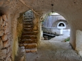 Pod kostolom preteká riečka, ktorá napájala mlyny v rokline - K starým mlynom, Milopotamos, Kythira