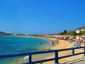 Pohľad na pláž Agios Prokopios cestou do Agia Anna