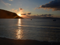 Tinos - pláž Agios Ioannis pri východe slnka