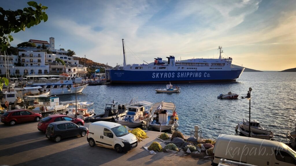 Skýross a Tinos 